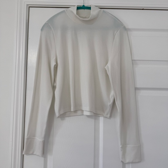 American Eagle Long Sleeve Crop Turtleneck White XXL - Picture 1 of 2